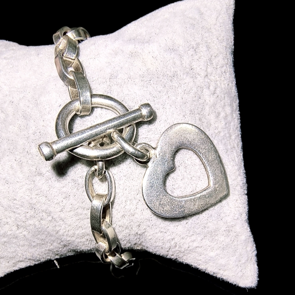 Silpada Sterling Silver Rolo Chain Heart Toggle Bracelet - Picture 12 of 12